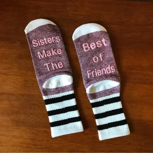 NWOT Girls Crew Length Cozy Slipper Socks, Sister Sentiments and Non Slip Grip - Picture 9 of 11